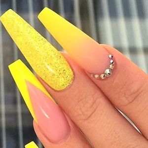 Meet your Posher, Latoya